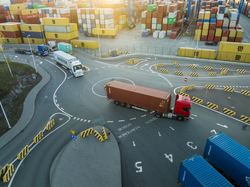 ubezpieczenie grupowe dla firm transportowych