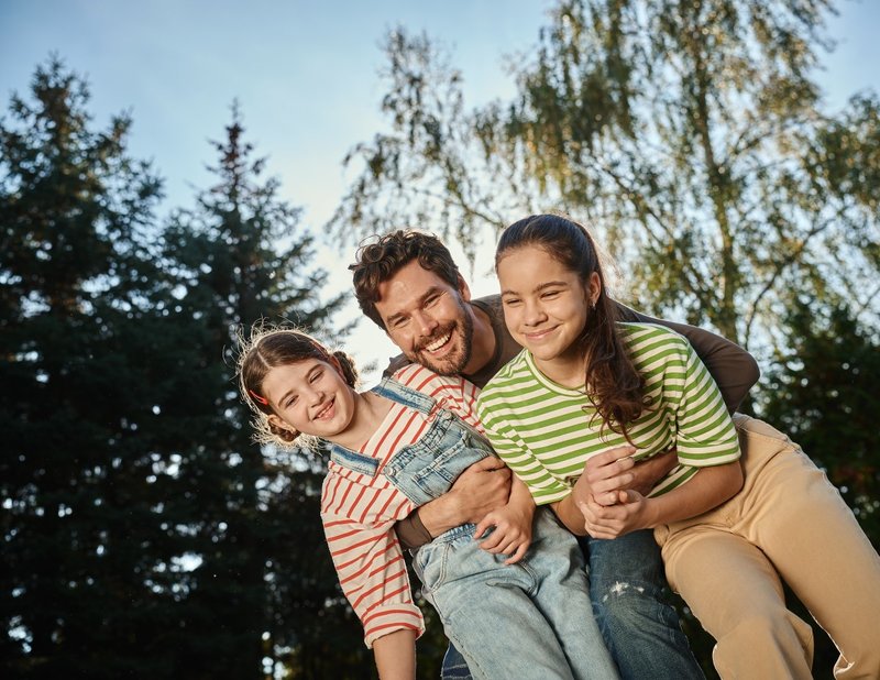 rodzina objęta nowoczesnym ubezpieczeniem grupowym