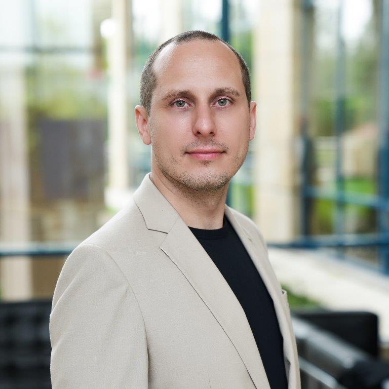 Zdjęcie agenta Sebastian Prajs