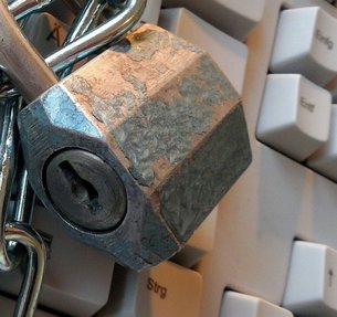 privacy-policy-510731-1920-1800x644-c